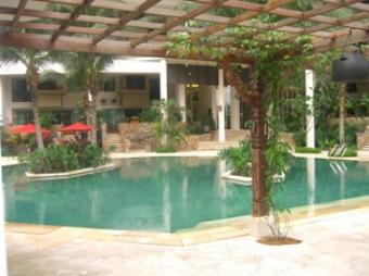 urgent sale armanee terrace Klang